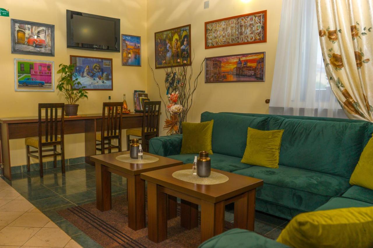 Garni Hotel City Kruševac Eksteriør bilde