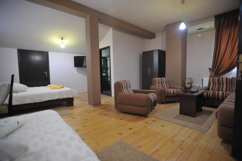 Garni Hotel City Kruševac Eksteriør bilde